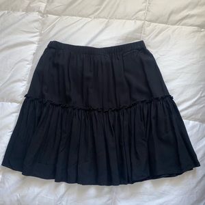 NA-kd black flowy skirt